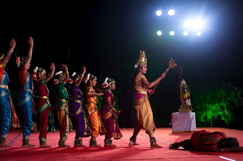Thiru Sivakumar, Shiva Kalalayam (Bharatanatyam) (Mamallapuram Dance Festival 2012 - Kuchipudi i nie tylko)